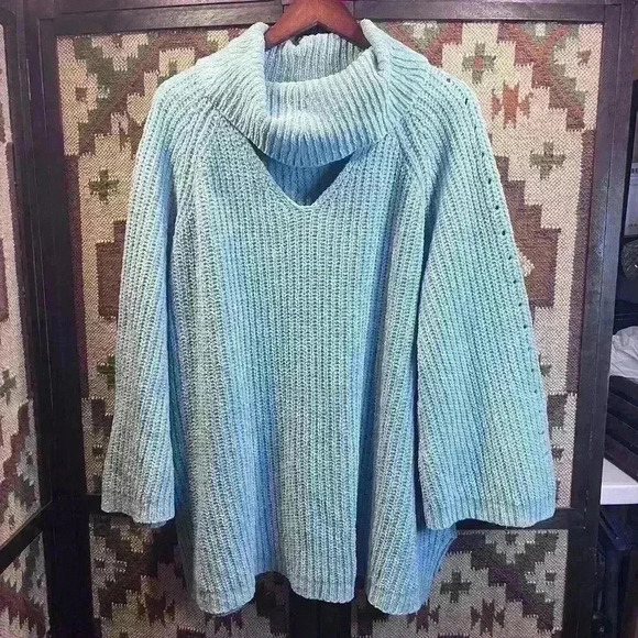 Lane Bryant Woman’s Blue Texture Knit Cowl Neck Sweater Size 22/24 - Picture 1 of 7
